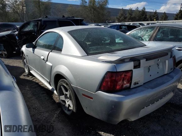 2001 Ford Mustang GT Deluxe with VIN 1FAFP42X31F112559, listed as a Copart auction lot 43090425 with 1,689,994 mi miles and Non Repairable. Bid and sale history available at carsss.com. Image 2.