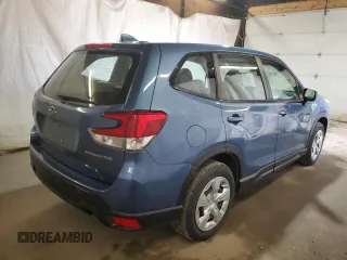 2019 Subaru Forester with VIN JF2SKAAC7KH472137, listed as a Copart auction lot 52991175 with 93,575 mi miles and Salvage Title. Bid and sale history available at carsss.com. Image 3.