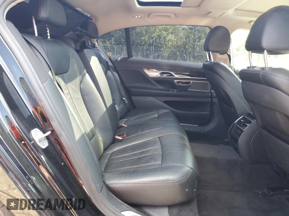 2019 BMW 7 Series 740i z VIN WBA7E2C52KB217833, wystawiony jako Copart lot #64283685 z przebiegiem 162 456 mil mil oraz Czysty tytuł • Clean title. Historia ofert i sprzedaży dostępna na DreamBid. Obrazek 10.