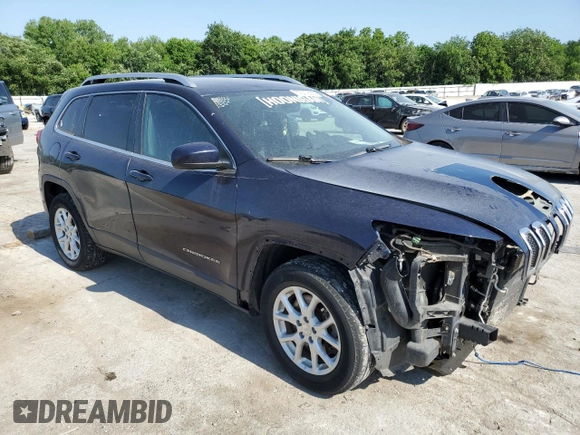 2016 Jeep Cherokee Latitude z VIN 1C4PJMCS3GW322171, wystawiony jako Copart lot #57277835 z przebiegiem 137 850 mil mil oraz Szkoda całkowita • Salvage title. Historia ofert i sprzedaży dostępna na DreamBid. Obrazek 4.