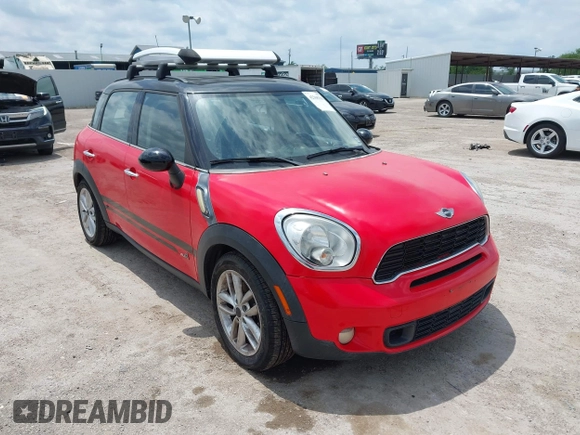 2011 MINI Countryman S z VIN WMWZC5C52BWL53856, wystawiony jako IAAI lot #42368316 z przebiegiem 107 318 mil mil oraz . Historia ofert i sprzedaży dostępna na DreamBid. Obrazek 1.
