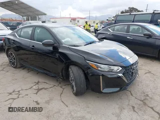 2024 Nissan Sentra SR z VIN 3N1AB8DV5RY342827, wystawiony jako IAAI lot #41964994 z przebiegiem 24 280 mil mil oraz . Historia ofert i sprzedaży dostępna na DreamBid. Obrazek 1.