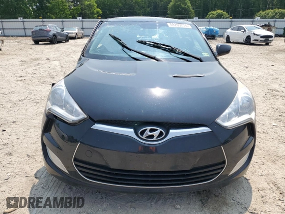 2013 Hyundai Veloster w/Black Int with VIN KMHTC6AD7DU134443, listed as a Copart auction lot 59295275 with 137,106 mi miles and Salvage title. Bid and sale history available at DreamBid. Image 5.