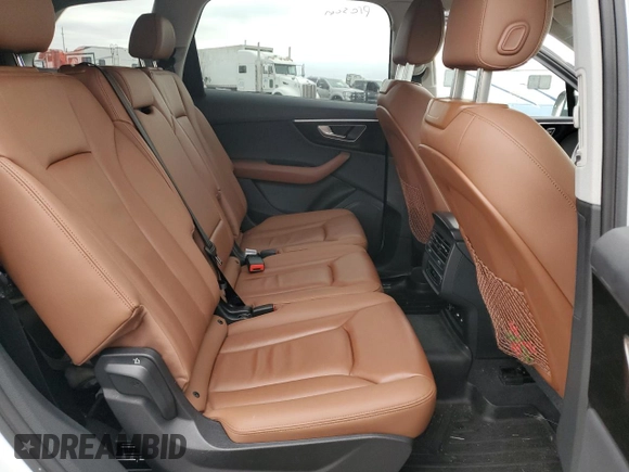 2023 Audi Q7 Premium z VIN WA1ACBF79PD007800, wystawiony jako Copart lot #45153985 z przebiegiem 21 349 mil mil oraz Szkoda całkowita • Salvage title. Historia ofert i sprzedaży dostępna na DreamBid. Obrazek 11.