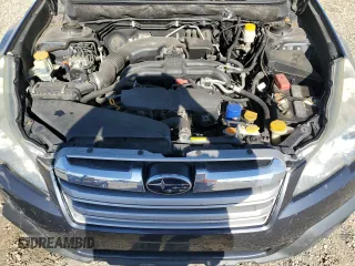 2014 Subaru Outback 2.5i z VIN 4S4BRBAC1E3264414, wystawiony jako Copart lot #57902425 z przebiegiem 136 131 mil mil oraz Szkoda całkowita • Salvage title. Historia ofert i sprzedaży dostępna na DreamBid. Obrazek 11.