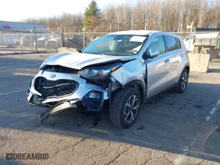 2020 Kia Sportage LX with VIN KNDPMCAC6L7789201, listed as a IAAI auction lot 41320446 with 55,041 mi miles. Bid and sale history available at carsss.com. Image 2.