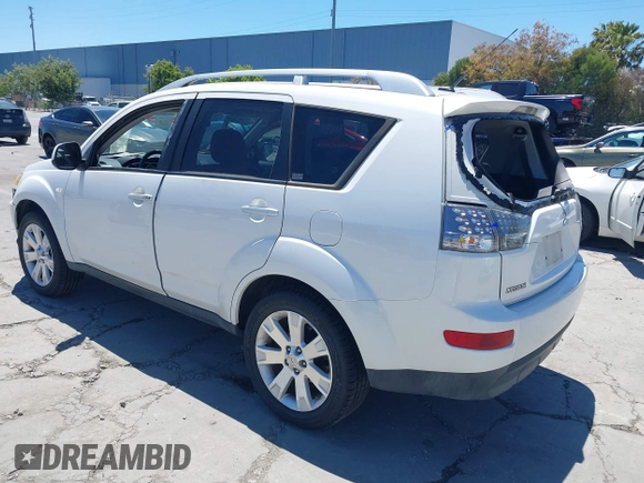2007 Mitsubishi Outlander XLS z VIN JA4MT41X87Z022372, wystawiony jako IAAI lot #42342600 z przebiegiem 190 073 mil mil oraz . Historia ofert i sprzedaży dostępna na DreamBid. Obrazek 3.