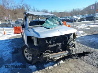 2005 Nissan Titan SE with VIN 1N6AA06BX5N515282, listed as a IAAI auction lot 41304518 with 292,111 mi miles and . Bid and sale history available at DreamBid. Image 6.