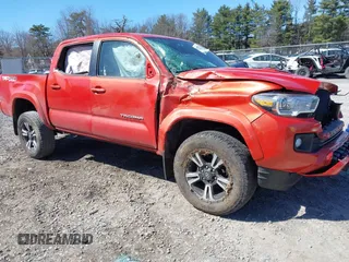 2016 Toyota Tacoma SR with VIN 3TMCZ5AN5GM031794, listed as a IAAI auction lot 41880146 with 87,287 mi miles. Bid and sale history available at carsss.com. Image 1.