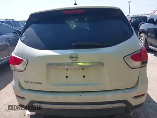 2015 Nissan Pathfinder S with VIN 5N1AR2MN7FC613554, listed as a IAAI auction lot 42050540 with 204,211 mi miles and . Bid and sale history available at DreamBid. Image 16.