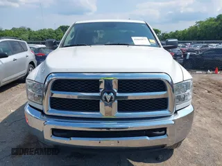 2017 Ram 2500 Tradesman с VIN 3C6TR5CT8HG698491, выставлен на аукционе IAAI как лот 42661073 с пробегом 163 421 миль миль и . История ставок и продаж доступна на DreamBid. Изображение 12.