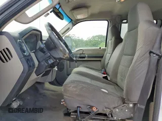 2010 Ford F-350 XL with VIN 1FTWW3DR9AEA59443, listed as a Copart auction lot 61190545 with 147,998 mi miles and Salvage title. Bid and sale history available at DreamBid. Image 7.