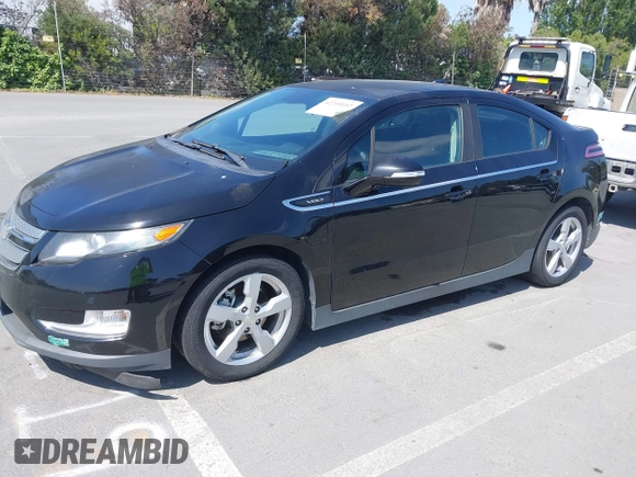 2014 Chevrolet Volt with VIN 1G1RE6E48EU172972, listed as a IAAI auction lot 42215102 with Not Provided miles and . Bid and sale history available at carsss.com. Image 2.