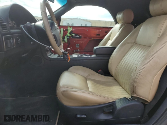 2005 Ford Thunderbird Deluxe z VIN 1FAHP60A05Y102875, wystawiony jako Copart lot #81070624 z przebiegiem 84 260 mil mil oraz Szkoda całkowita • Salvage title. Historia ofert i sprzedaży dostępna na DreamBid. Obrazek 7.