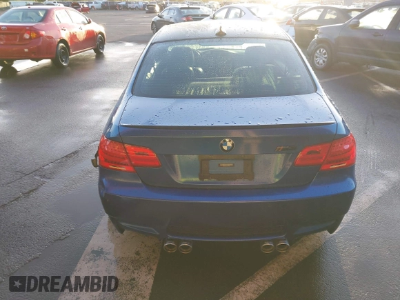 2013 BMW M3 z VIN WBSKG9C50DJ594307, wystawiony jako IAAI lot #41702669 z przebiegiem 80 609 mil mil oraz . Historia ofert i sprzedaży dostępna na DreamBid. Obrazek 16.
