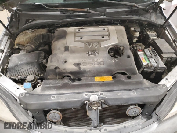 2005 Kia Sorento LX with VIN KNDJC733055350507, listed as a Copart auction lot 42380385 with 226,279 mi miles and Salvage title. Bid and sale history available at DreamBid. Image 12.