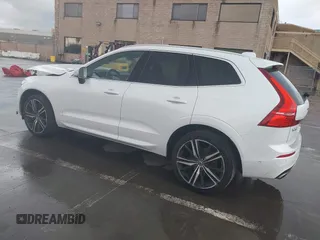 2019 Volvo XC60 R-Design with VIN LYV102RMXKB327226, listed as a IAAI auction lot 41922619 with 46,823 mi miles. Bid and sale history available at carsss.com. Image 3.