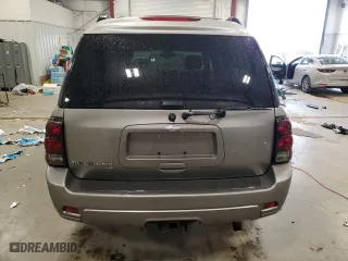 2006 Chevrolet TrailBlazer LT with VIN 1GNET16M866108568, listed as a Copart auction lot 49716135 with 221,319 mi miles and Non Repairable. Bid and sale history available at carsss.com. Image 6.
