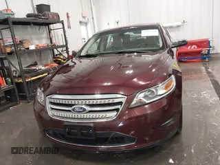 2011 Ford Taurus Limited с VIN 1FAHP2FW8BG106590, выставлен на аукционе IAAI как лот 42022354 с пробегом 107 586 миль миль и . История ставок и продаж доступна на DreamBid. Изображение 13.