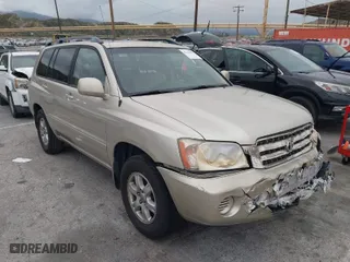 2001 Toyota Highlander with VIN JTEGF21A610015955, listed as a IAAI auction lot 41354660 with 1 mi miles. Bid and sale history available at carsss.com. Image 1.