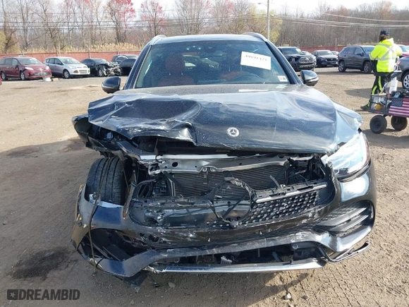2021 Mercedes-Benz GLC with VIN W1N0G8EB0MV320991, listed as a IAAI auction lot 40891421 with 29,501 mi miles. Bid and sale history available at carsss.com. Image 12.