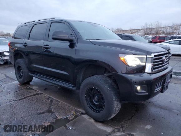 2018 Toyota Sequoia SR5 with VIN 5TDBY5G17JS162297, listed as a Copart auction lot 84745084 with 122,154 mi miles and Salvage Title. Bid and sale history available at carsss.com. Image 4.