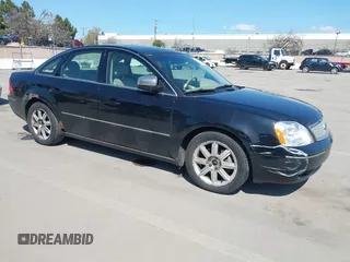 2006 Ford Five Hundred Limited with VIN 1FAFP25186G111680, listed as a IAAI auction lot 41847314 with 209,207 mi miles. Bid and sale history available at carsss.com. Image 1.