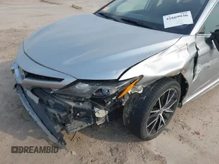 2021 Toyota Camry SE Nightshade with VIN 4T1G11AK7MU414517, listed as a IAAI auction lot 41669936 with 153,580 mi miles. Bid and sale history available at carsss.com. Image 6.