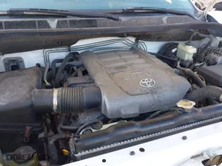 2007 Toyota Tundra SR5 with VIN 5TFBV541X7X020848, listed as a IAAI auction lot 41875538 with 263,235 mi miles. Bid and sale history available at carsss.com. Image 10.