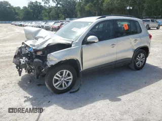 2015 Volkswagen Tiguan S z VIN WVGAV7AX3FW597981, wystawiony jako Copart lot #60051825 z przebiegiem 204 068 mil mil oraz Szkoda całkowita • Salvage title. Historia ofert i sprzedaży dostępna na DreamBid. Obrazek 1.