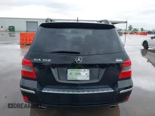 2011 Mercedes-Benz GLK 350 z VIN WDCGG5GB7BF588830, wystawiony jako IAAI lot #41943655 z przebiegiem 141 040 mil mil oraz . Historia ofert i sprzedaży dostępna na DreamBid. Obrazek 16.