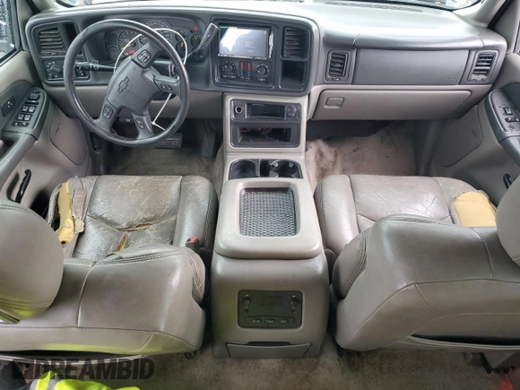 2003 Chevrolet Tahoe LS z VIN 1GNEC13T03J203176, wystawiony jako Copart lot #49501875 z przebiegiem 186 529 mil mil oraz Szkoda całkowita • Salvage title. Historia ofert i sprzedaży dostępna na DreamBid. Obrazek 8.