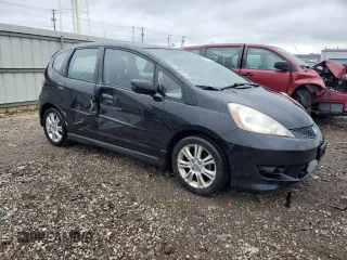 2010 Honda Fit Sport с VIN JHMGE8H41AC026322, выставлен на аукционе Copart как лот 57626035 с пробегом 173 731 миль миль и Списание • Salvage title. История ставок и продаж доступна на DreamBid. Изображение 4.