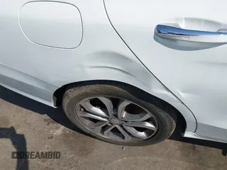 2017 Mercedes-Benz C 300 с VIN 55SWF4KB8HU208704, выставлен на аукционе IAAI как лот 42051688 с пробегом 108 835 миль миль и . История ставок и продаж доступна на DreamBid. Изображение 18.