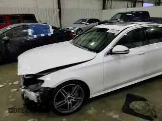 2017 Mercedes-Benz E 300 Luxury z VIN WDDZF4KB5HA087692, wystawiony jako Copart lot #46147515 z przebiegiem 78 524 mil mil oraz Szkoda całkowita • Salvage title. Historia ofert i sprzedaży dostępna na DreamBid. Obrazek 14.