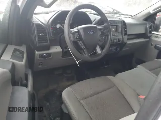 2018 Ford F-150 XL с VIN 1FTMF1CB5JKF89264, выставлен на аукционе Copart как лот 62482135 с пробегом 136 251 миль миль и Списание • Salvage title. История ставок и продаж доступна на DreamBid. Изображение 8.