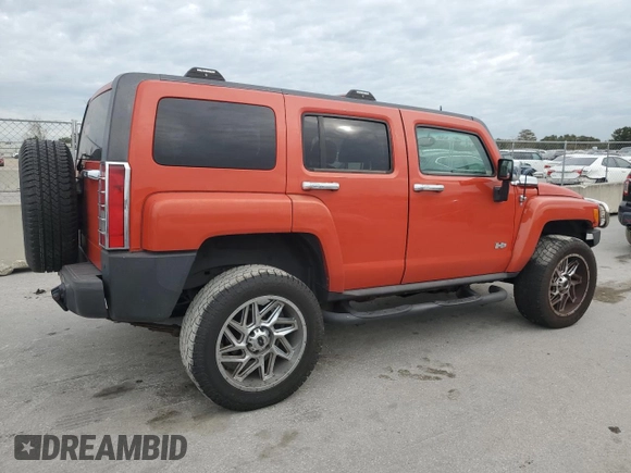 2008 Hummer H3 SUV with VIN 5GTEN13EX88174183, listed as a Copart auction lot 81412264 with 215,467 mi miles and Clean Title. Bid and sale history available at carsss.com. Image 3.