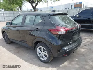 2022 Nissan Kicks S with VIN 3N1CP5BV8NL488660, listed as a IAAI auction lot 41875893 with 35,030 mi miles. Bid and sale history available at carsss.com. Image 3.