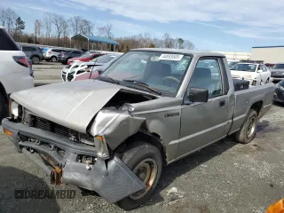 1994 Mitsubishi Mighty Max z VIN JA7LS21GXRP013712, wystawiony jako Copart lot #44893085 z przebiegiem 287 441 mil mil oraz Szkody całkowita. Historia ofert i sprzedaży dostępna na DreamBid. Obrazek 1.