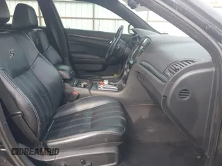 2016 Chrysler 300 with VIN 2C3CCAGG5GH234240, listed as a IAAI auction lot 41997629 with 158,081 mi miles. Bid and sale history available at carsss.com. Image 5.