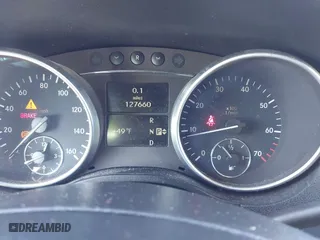 2006 Mercedes-Benz M-Class 3.5L with VIN 4JGBB86E06A121940, listed as a IAAI auction lot 42069185 with 127,660 mi miles. Bid and sale history available at carsss.com. Image 7.