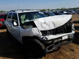 2005 GMC Yukon SLT with VIN 1GKEK13Z95J227158, listed as a Copart auction lot 40978321 with 262,893 mi miles and Salvage Title. Bid and sale history available at carsss.com. Image 1.