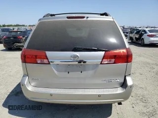 2005 Toyota Sienna XLE z VIN 5TDBA22C75S045028, wystawiony jako Copart lot #59695655 z przebiegiem 52 617 mil mil oraz Czysty tytuł • Clean title. Historia ofert i sprzedaży dostępna na DreamBid. Obrazek 6.