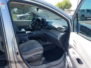2021 Toyota Sienna XLE z VIN 5TDYRKEC1MS027959, wystawiony jako IAAI lot #42018160 z przebiegiem Nie podano mil oraz . Historia ofert i sprzedaży dostępna na DreamBid. Obrazek 5.