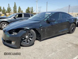 2017 Tesla Model S 100D z VIN 5YJSA1E28HF190858, wystawiony jako Copart lot #60690695 z przebiegiem 73 046 mil mil oraz Szkoda całkowita • Salvage title. Historia ofert i sprzedaży dostępna na DreamBid. Obrazek 1.