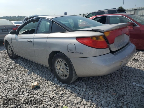 2001 Saturn SC z VIN 1G8ZR12711Z109068, wystawiony jako Copart lot #72353914 z przebiegiem 116 559 mil mil oraz Szkody całkowita. Historia ofert i sprzedaży dostępna na DreamBid. Obrazek 2.
