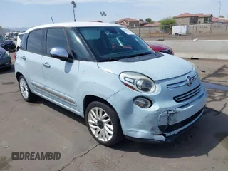 2014 FIAT 500L Lounge with VIN ZFBCFACH4EZ029817, listed as a IAAI auction lot 41909849 with 113,056 mi miles. Bid and sale history available at carsss.com. Image 1.