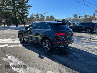 2018 Audi SQ5 Prestige with VIN WA1C4AFY3J2103207, listed as a Copart auction lot 43025175 with 169,309 mi miles and Clean Title. Bid and sale history available at DreamBid. Image 3.