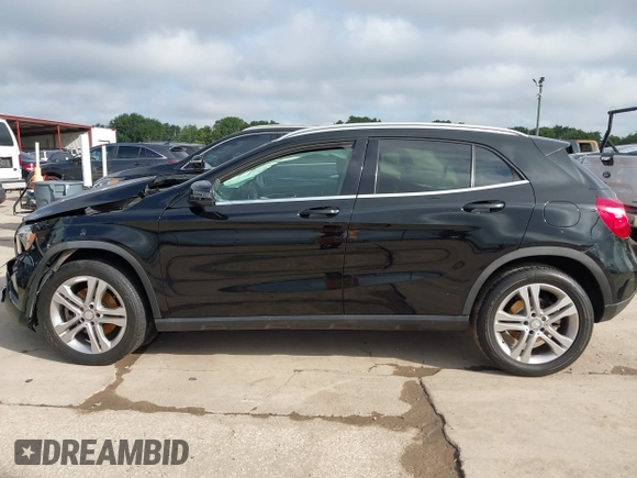 2016 Mercedes-Benz GLA 250 z VIN WDCTG4GB7GJ226283, wystawiony jako IAAI lot #42209263 z przebiegiem 102 834 mil mil oraz . Historia ofert i sprzedaży dostępna na DreamBid. Obrazek 14.