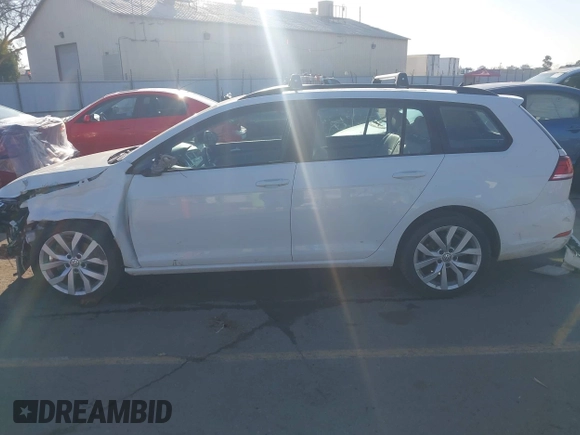 2019 Volkswagen Golf SportWagen S with VIN 3VWY57AU1KM507386, listed as a IAAI auction lot 41310938 with 53,470 mi miles. Bid and sale history available at carsss.com. Image 15.